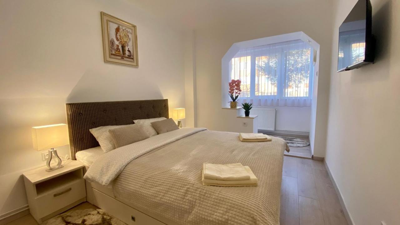 Trust Apartaments Braşov Buitenkant foto