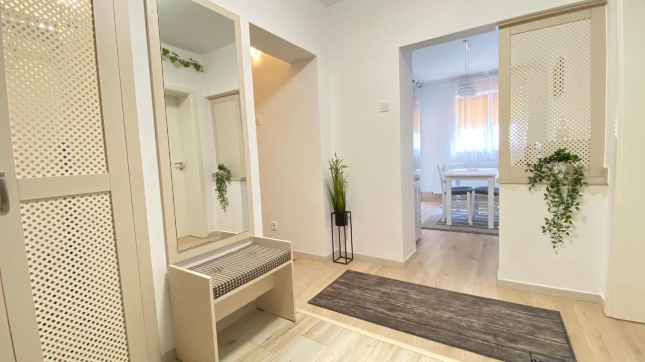 Trust Apartaments Braşov Buitenkant foto